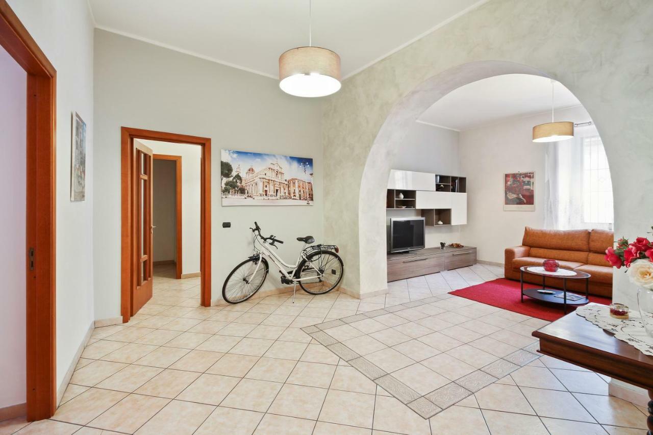 Central Balcony Apartment CTA Eksteriør bilde